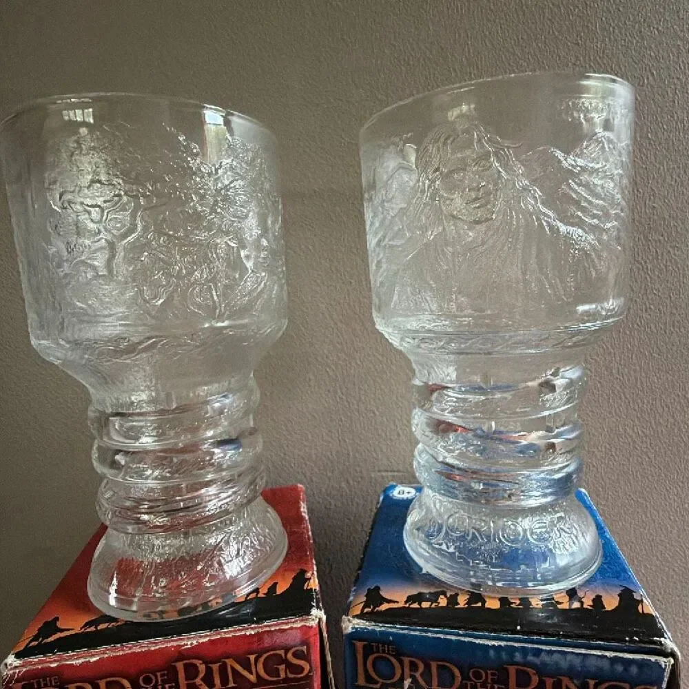 Lord of the Rings 2001 Promotional Goblets Arwen Strider Set of 2 New!
